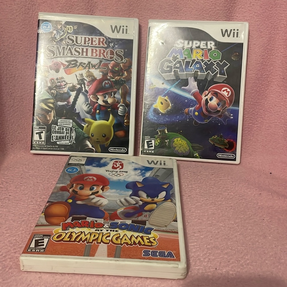 Wii Mario Hames Bundle - Picture 1 of 5